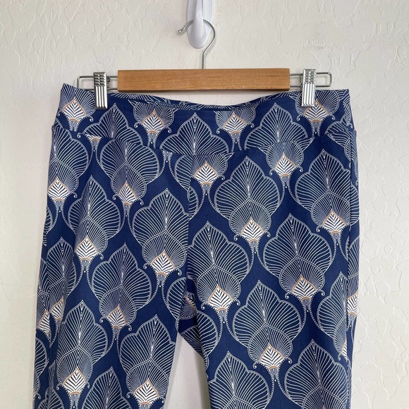 J McLaughlin Womens Pull On Catalina Cloth Pants Size 10 Geometric Straight Leg - Picture 3 of 12